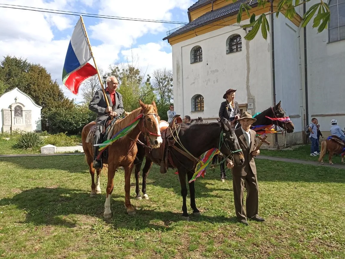 08 Velikonoční jízdy kolem osení na Novojičínsku