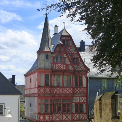 p1190099-8-7-2024-architektura-marburg1