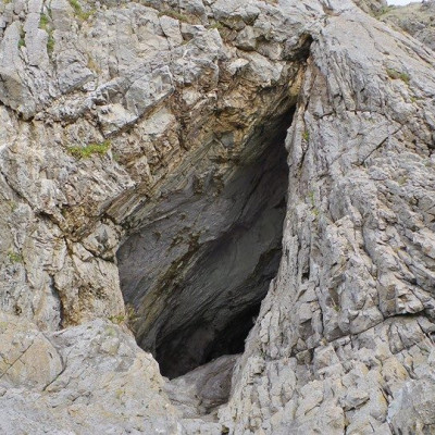 3. Současn&aacute; podoba v&aacute;pencov&eacute; Koz&iacute; d&iacute;ry (Goat&acute;s Hole), kterou proslavil Bucklandův n&aacute;lez.